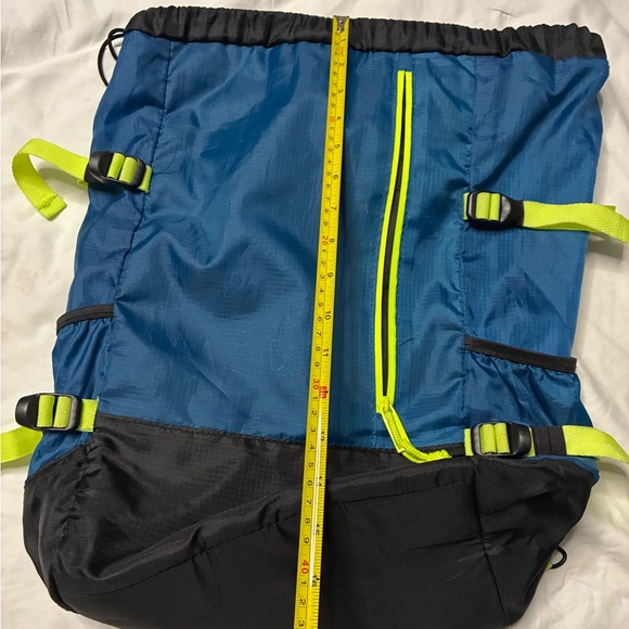 American Eagle convertable backpack - Picture 4 of 5